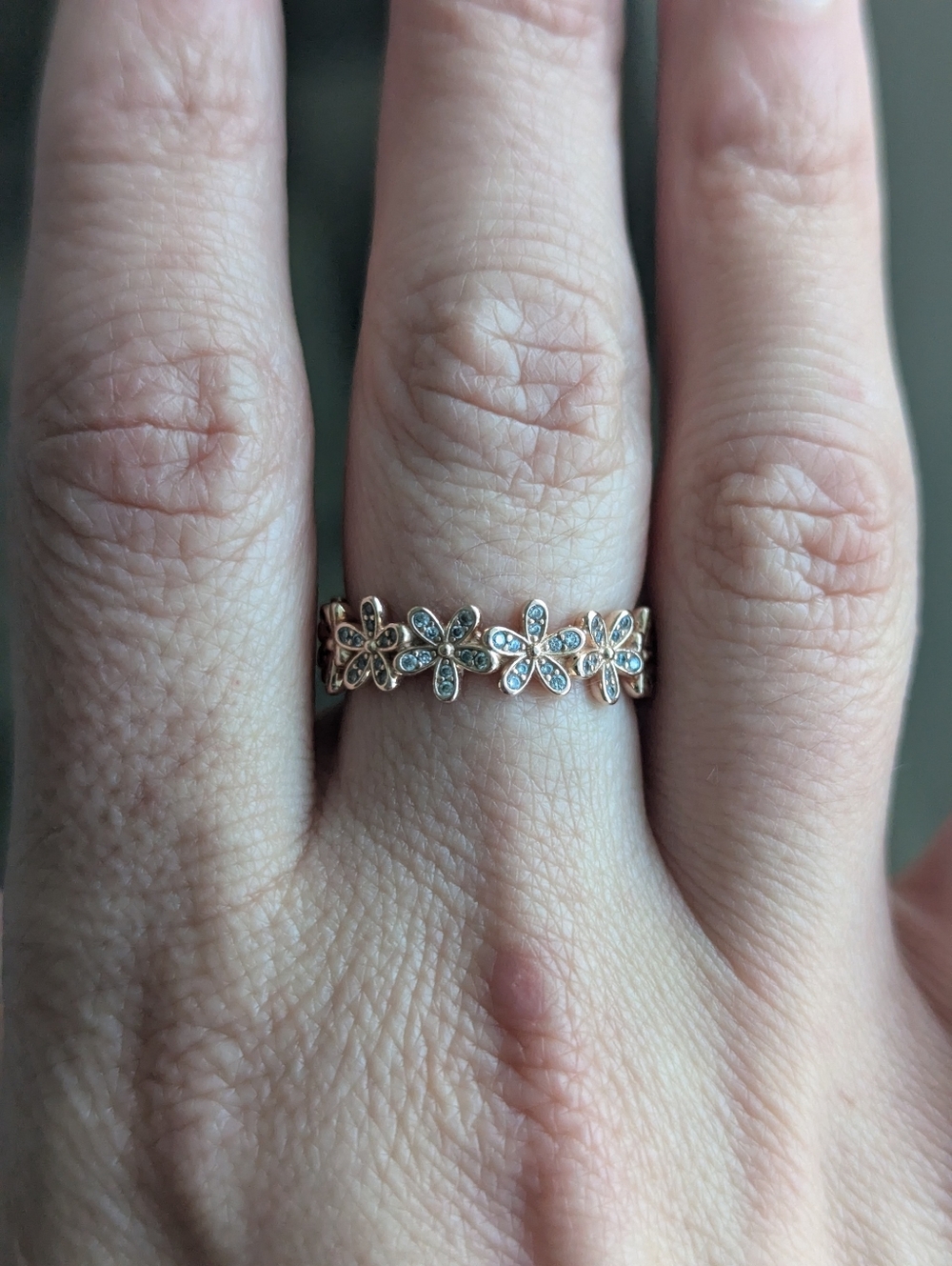 Pandora Rose Gold Dazzling Daisy CZ Ring Size 7 (EU 54)